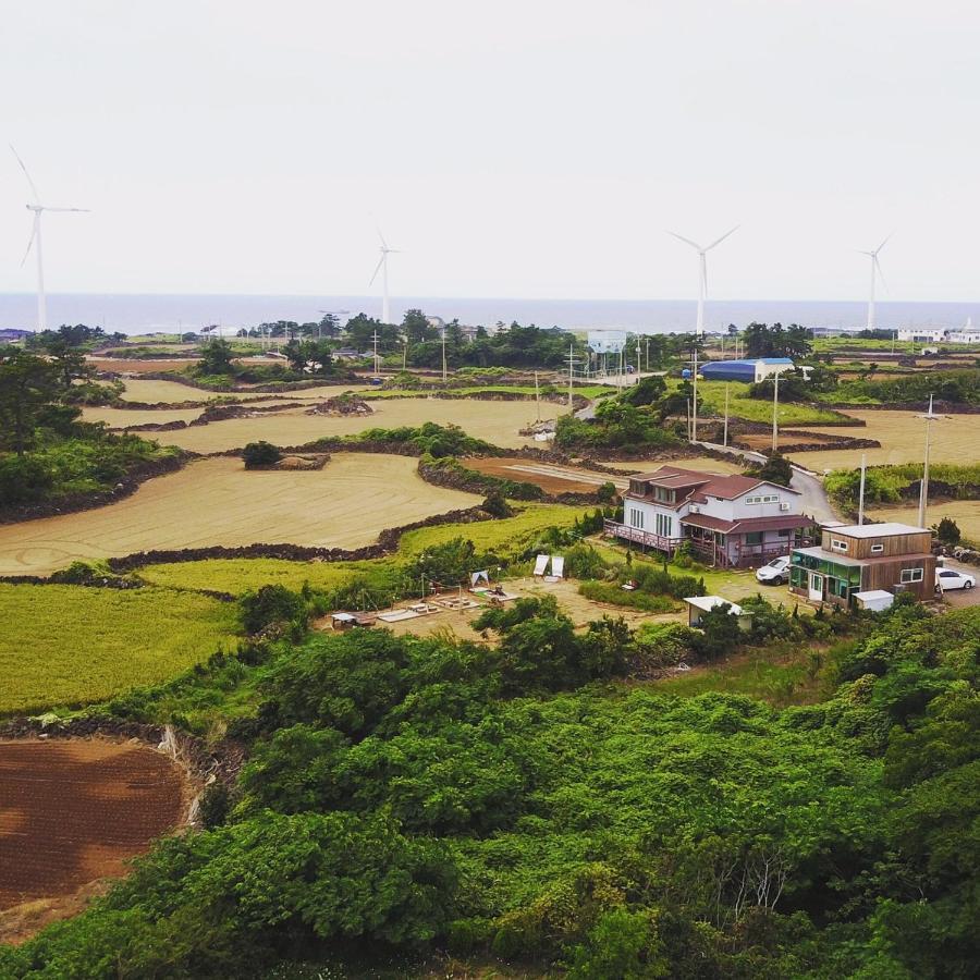 Warang Guesthouse Jeju Bagian luar foto